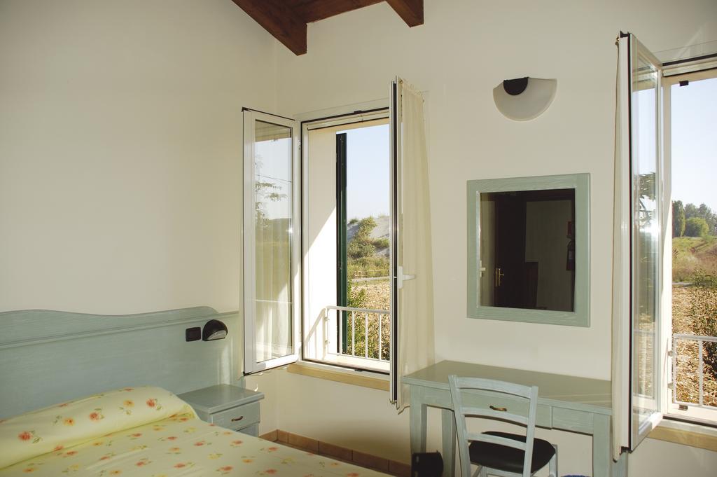 Albergo Del Po Viadana Exterior foto