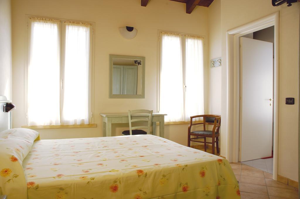 Albergo Del Po Viadana Exterior foto
